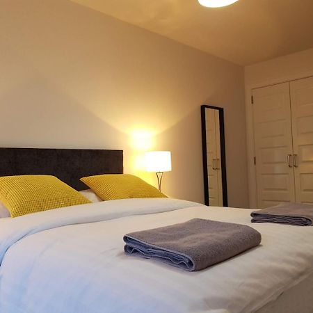 11 Royal View Apartments Стерлинг Экстерьер фото